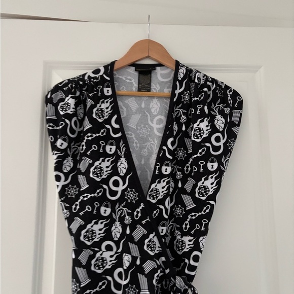 Nooworks Mini Wrap Dress Cotton When Odin Sleeps Printed Novelty - Picture 8 of 9